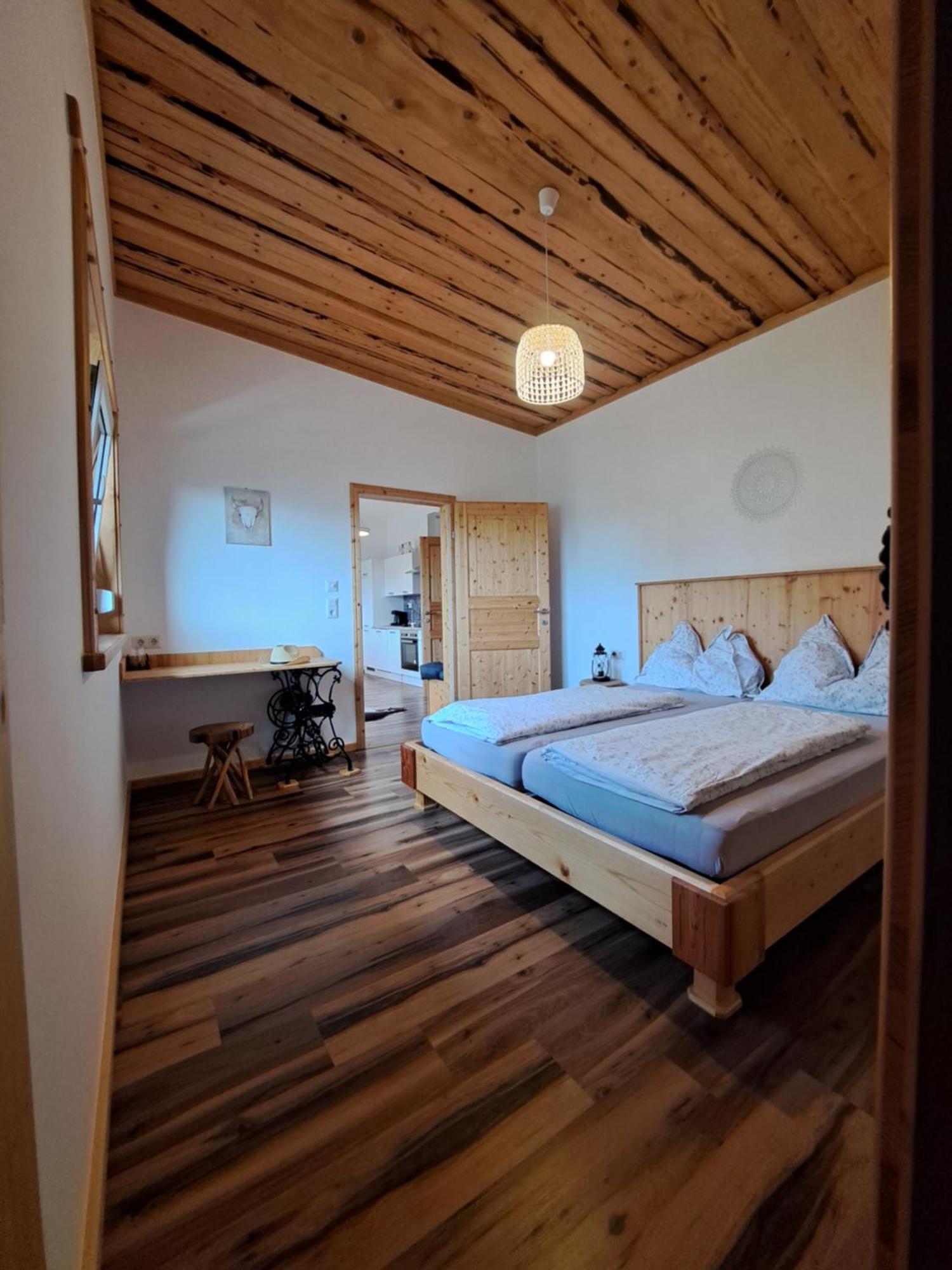 Erlebnisbauernhof Gutschi Ranch Kamp Kamer foto