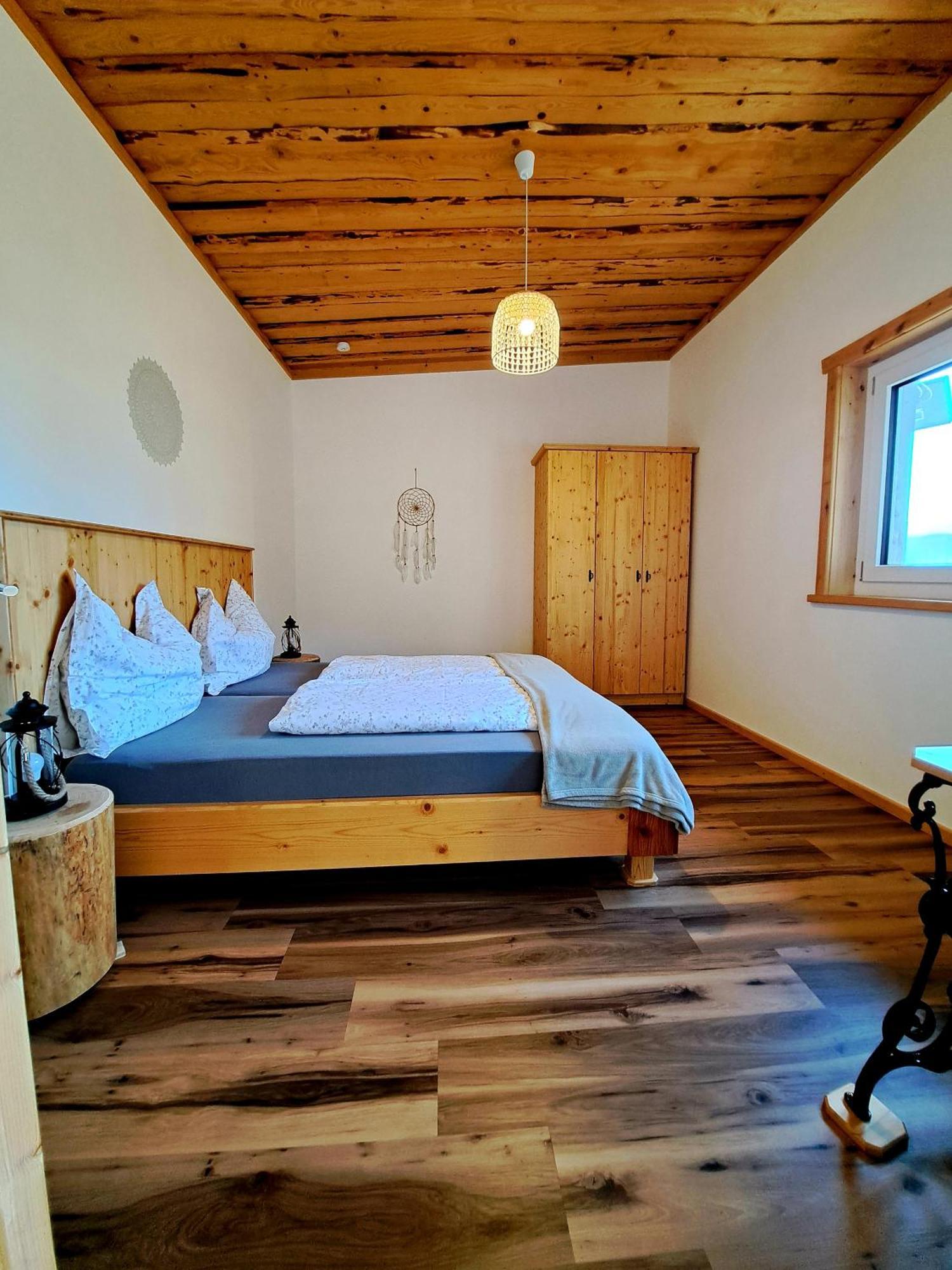 Erlebnisbauernhof Gutschi Ranch Kamp Kamer foto